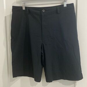 C9 by Champion Flat Front Pocketed Quick Dry Shorts in Black |Size 32